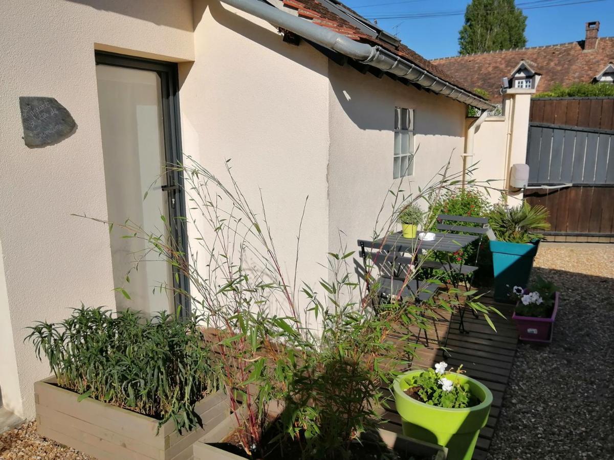 Le Clos Du 51 - Chambres D'Hotes Abondant Exterior foto