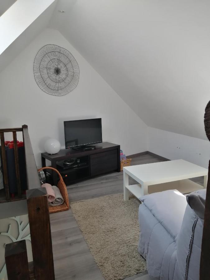 Le Clos Du 51 - Chambres D'Hotes Abondant Exterior foto
